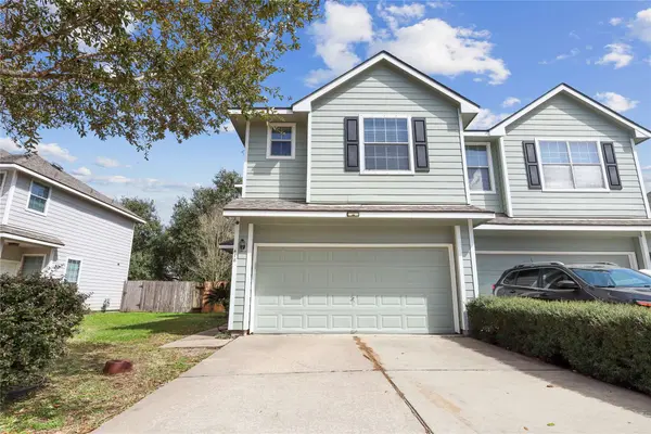 418 Folk Crest LN