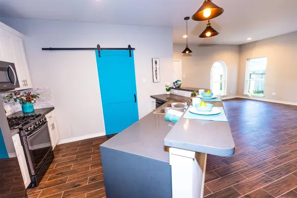 507 E Foley ST, Alvin, TX 77511