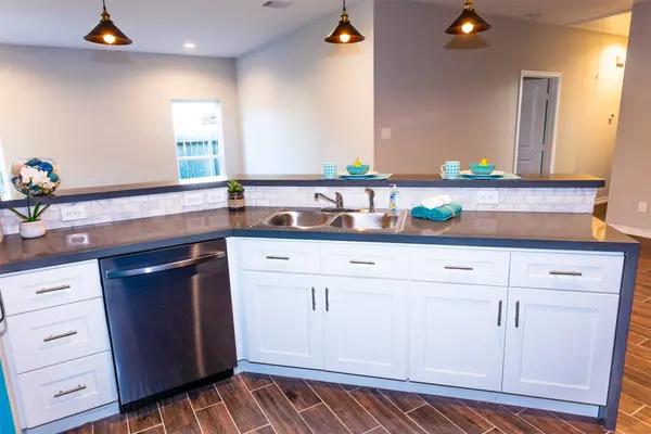 507 E Foley ST, Alvin, TX 77511