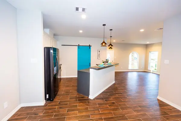 507 E Foley ST, Alvin, TX 77511
