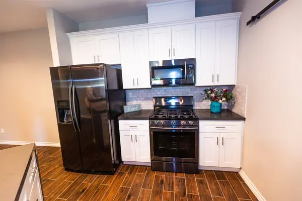 507 E Foley ST, Alvin, TX 77511