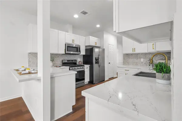 2118 Gemini ST, Houston, TX 77058