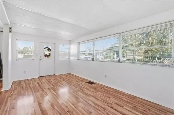 37828 NEWAL AVE, Zephyrhills, FL 33542