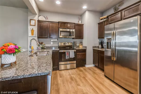 633 Canterbury Place, Norwalk, IA 50211