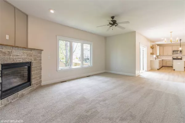 3505 SW Edgewood Lane, Ankeny, IA 50023