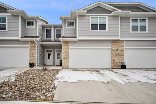 15304 Bellflower Lane, Urbandale, IA 50323