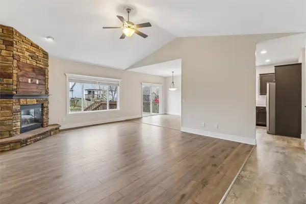 901 13th Street SE, Bondurant, IA 50035