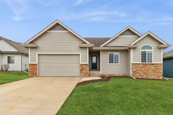 901 13th Street SE, Bondurant, IA 50035