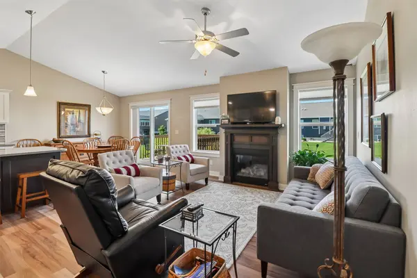 2812 NW 43rd Street, Ankeny, IA 50023