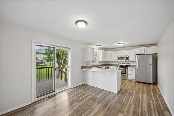 2205 Country Cove Lane, Altoona, IA 50009