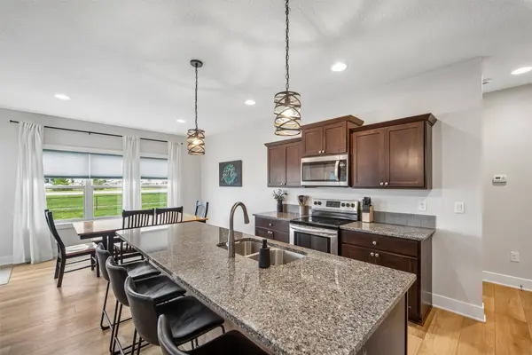 100 Summit Circle NW, Bondurant, IA 50035