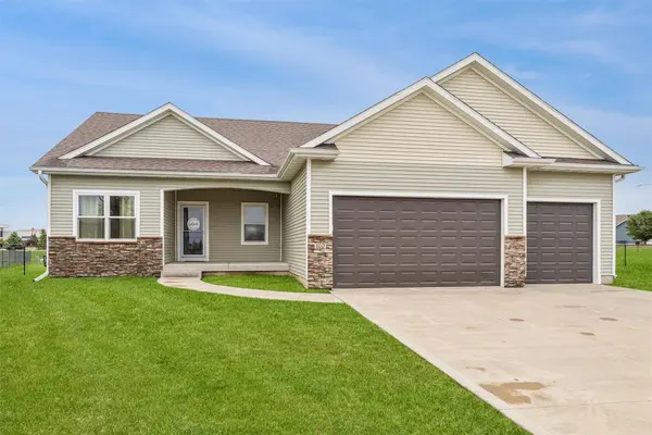 100 Summit Circle NW