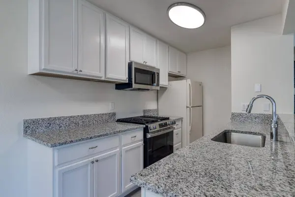 4529 Greenholme DR, Sacramento, CA 95842