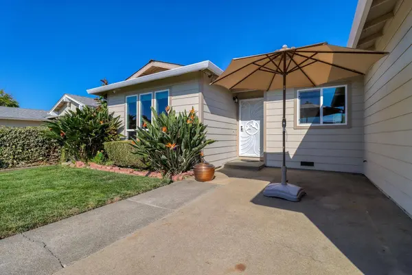 4045 Robinridge WAY, Sacramento, CA 95823