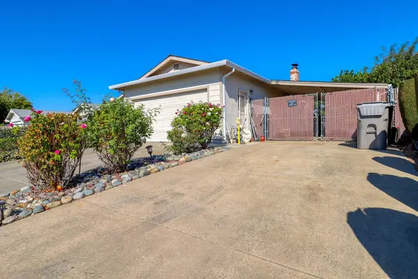 4045 Robinridge WAY, Sacramento, CA 95823