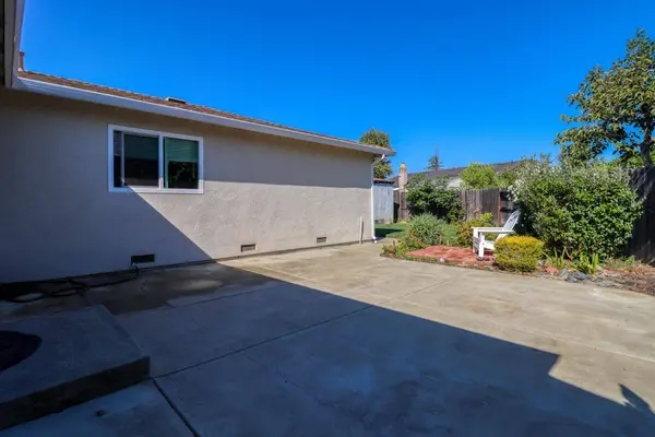 4045 Robinridge WAY, Sacramento, CA 95823