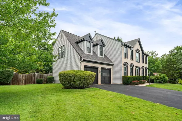 15032 GREENMOUNT DR, Woodbridge, VA 22193