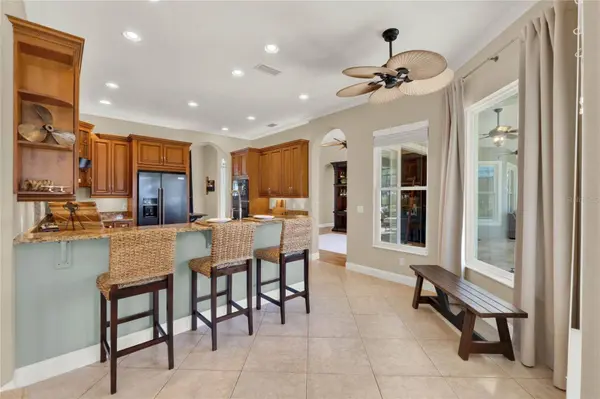 12030 EAGLE POINT CT, Leesburg, FL 34788
