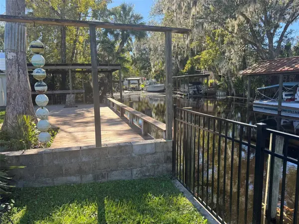 55647 SAM ST, Astor, FL 32102