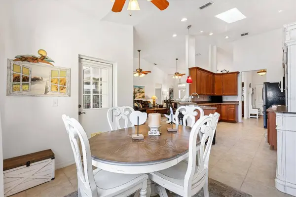 12107 EAGLE POINT CT, Leesburg, FL 34788
