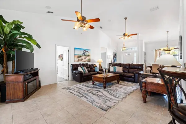 12107 EAGLE POINT CT, Leesburg, FL 34788