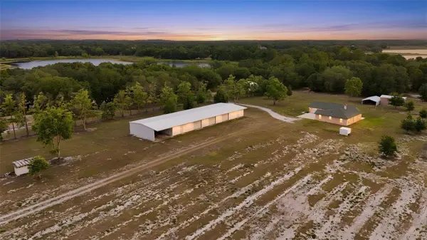 14433 LAKE YALE RD, Umatilla, FL 32784