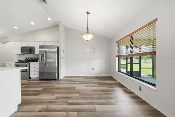 14433 LAKE YALE RD, Umatilla, FL 32784