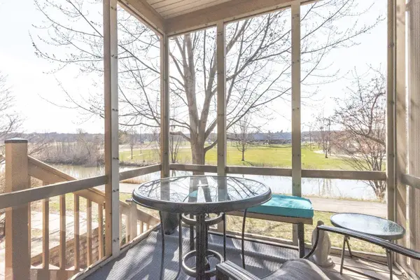 77 Wood Brook Way, Fitchburg, WI 53711