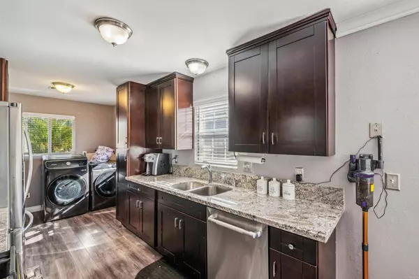 942 Alveda AVE, El Cajon, CA 92019