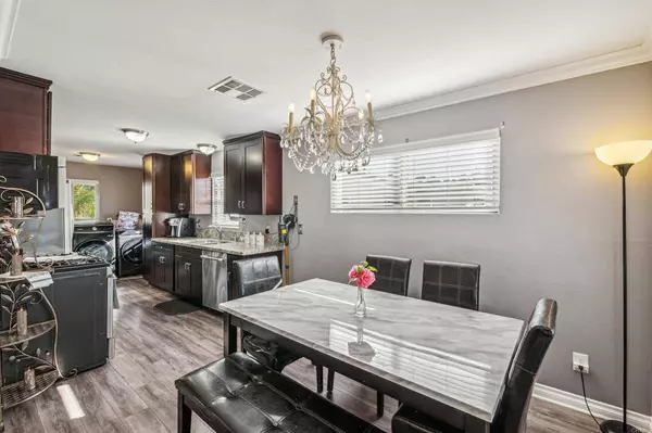 942 Alveda AVE, El Cajon, CA 92019