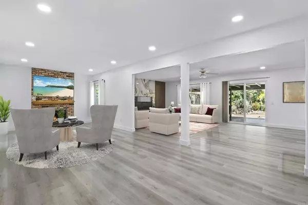 211 Bearing LN, El Cajon, CA 92019