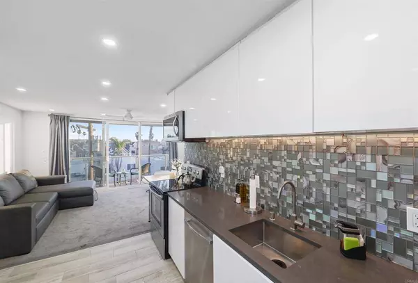 725 Redondo CT #27, San Diego, CA 92109