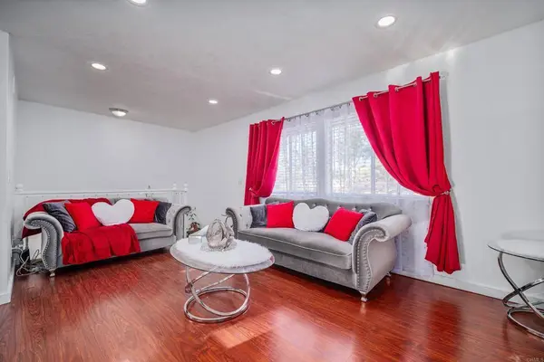 963 Amistad PL #D, El Cajon, CA 92019