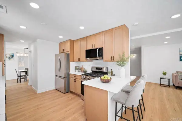 7043 Bobhird DR, San Diego, CA 92119