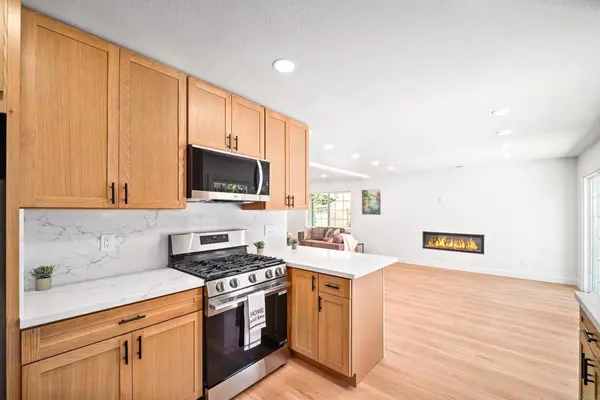 7043 Bobhird DR, San Diego, CA 92119