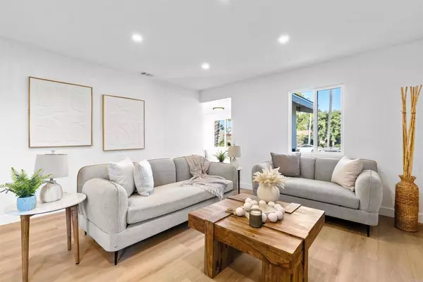 4842 Hawley Blvd, San Diego, CA 92116