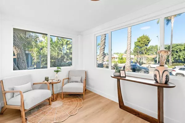 4842 Hawley Blvd, San Diego, CA 92116