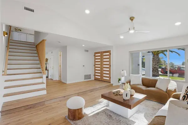 13879 Paseo Cardiel, San Diego, CA 92129