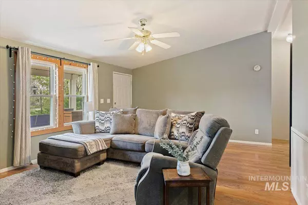 919 E Baseline Road, Boise, ID 83716