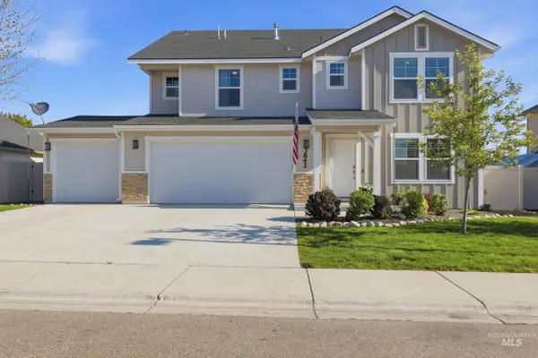 3842 E Holly Ridge Dr, Nampa, ID 83686