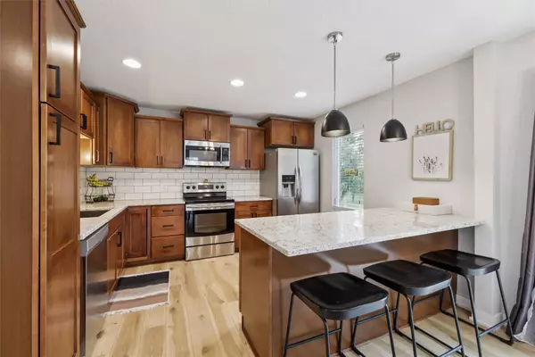 8113 Hammontree Circle, Urbandale, IA 50322