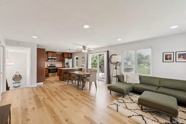 8113 Hammontree Circle, Urbandale, IA 50322