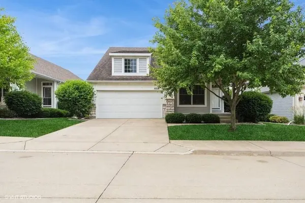 8318 Boulder Drive, West Des Moines, IA 50266