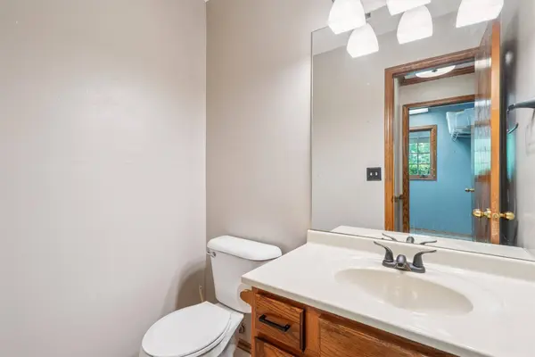 5517 Kensington Circle, Johnston, IA 50131