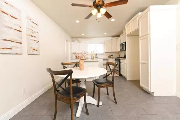 327 Alderson ST, El Cajon, CA 92019