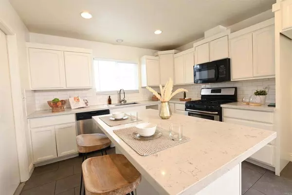 327 Alderson ST, El Cajon, CA 92019