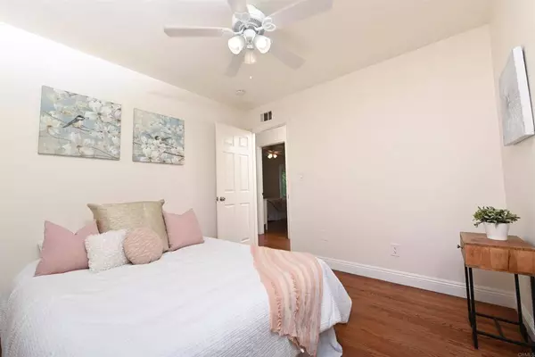 327 Alderson ST, El Cajon, CA 92019