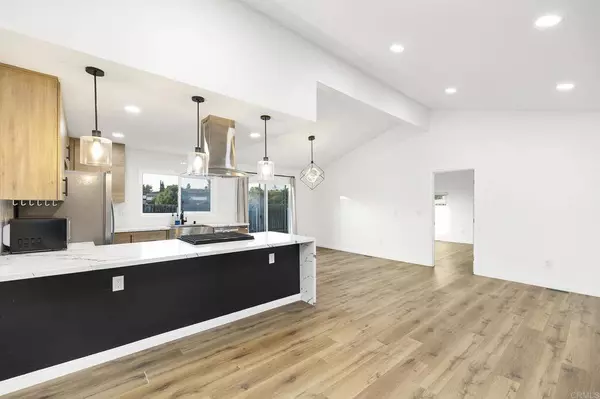 12694 Jackson Heights DR, El Cajon, CA 92021