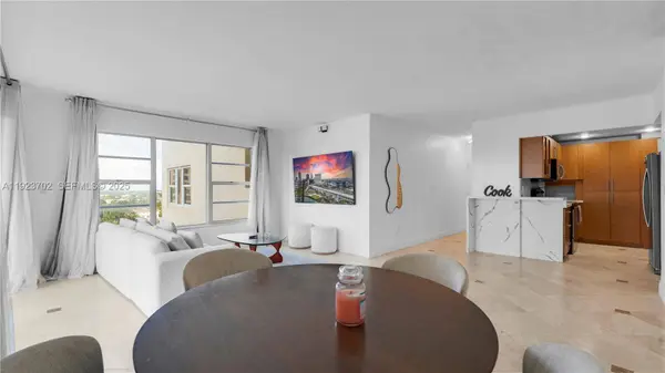 11111 Biscayne Blvd #9H, Miami, FL 33181