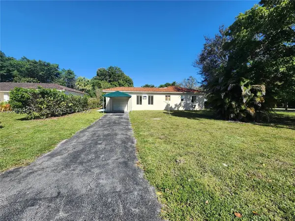 12000 NE 10th Ave, Biscayne Park, FL 33161